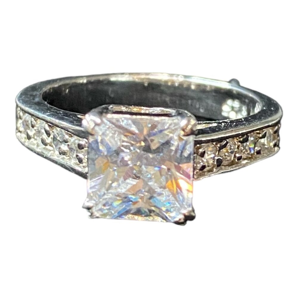 Vintage Sterling Silver CZ Solitaire Ring Size 6.5 With Faceted Cubic Zirconia &